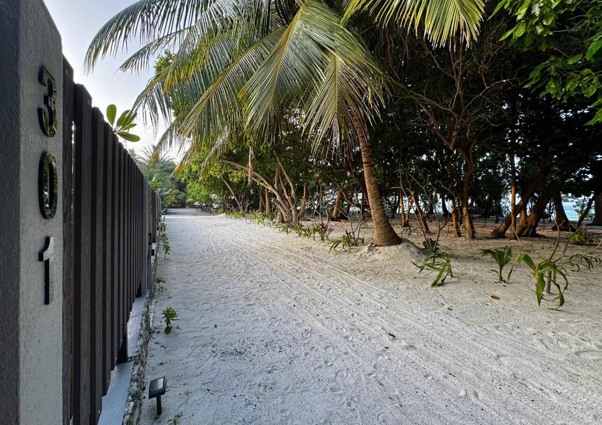 Three Hearts Hotel Fulhadhoo Værelse billede